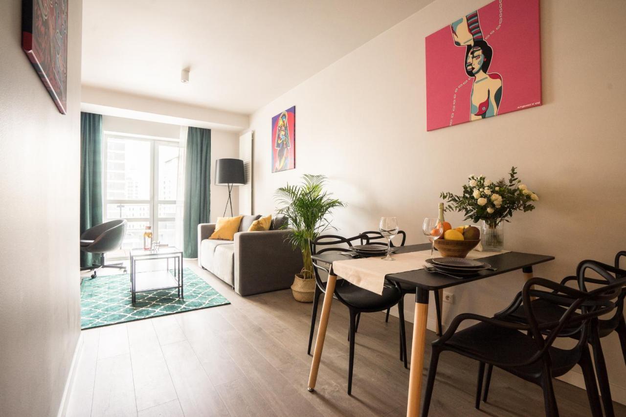 Oomph Warsaw Central Luxurious Air-Conditioned Apartment With Balcony Exterior photo