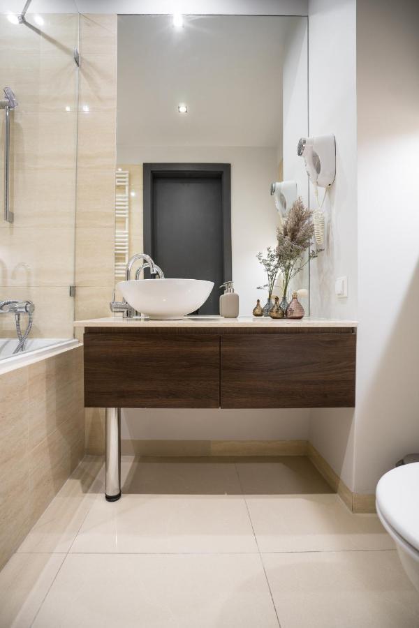 Oomph Warsaw Central Luxurious Air-Conditioned Apartment With Balcony Exterior photo